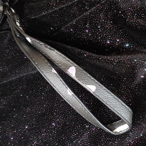 Cute Kitty Wristlet Bag - Picture 11 of 16